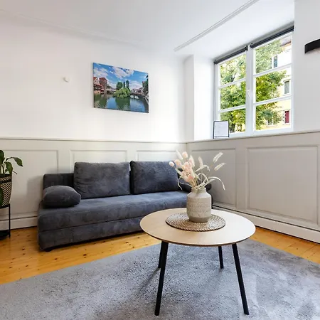 Altbau Charme In Der Nuernberger Innenstadt Lägenhet