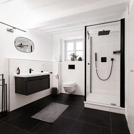 Altbau Charme In Der Nuernberger Innenstadt Lägenhet